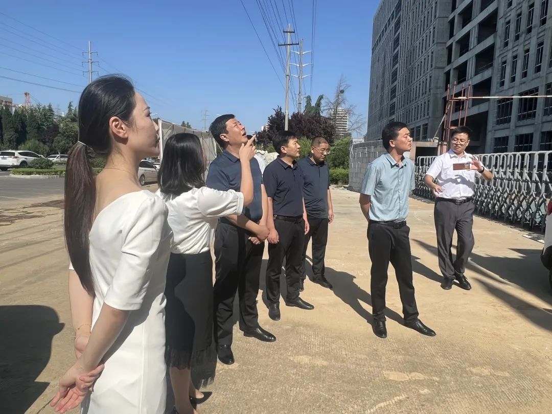 肥城经济开发区党工委书记、管委会主任孙栋带队莅临首页| J9集团国际站官网考察交流